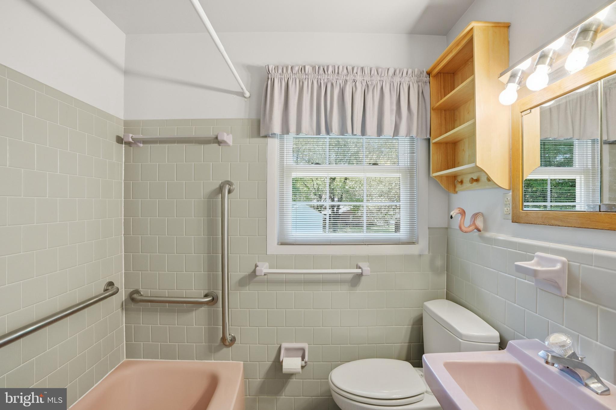 FALLS CHURCH - Residential