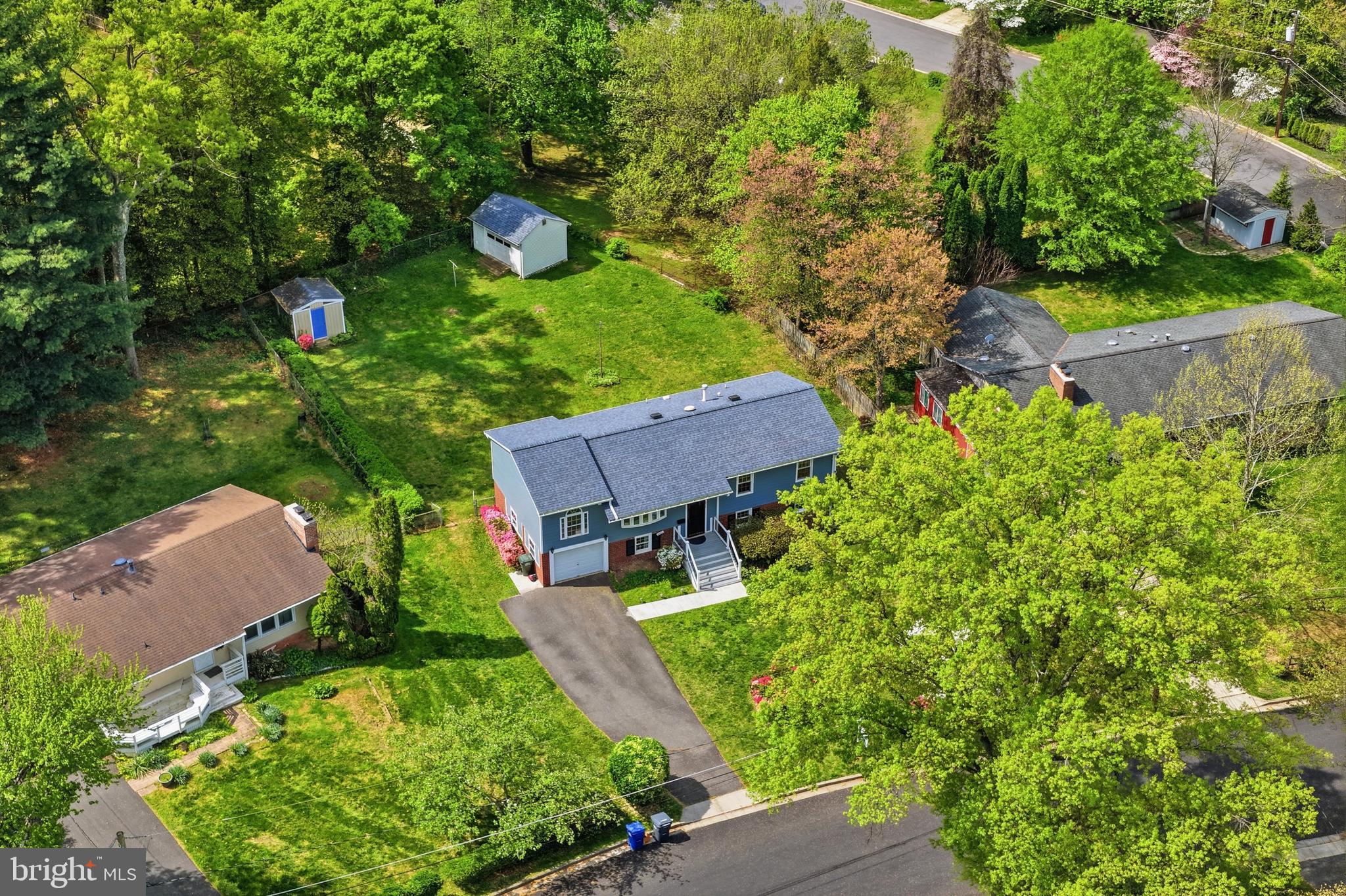 FALLS CHURCH - Residential