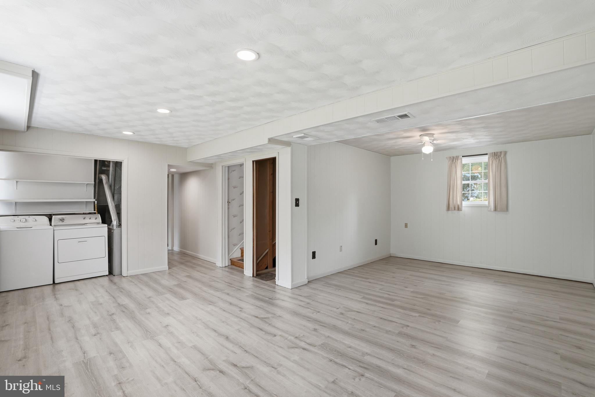 FALLS CHURCH - Residential