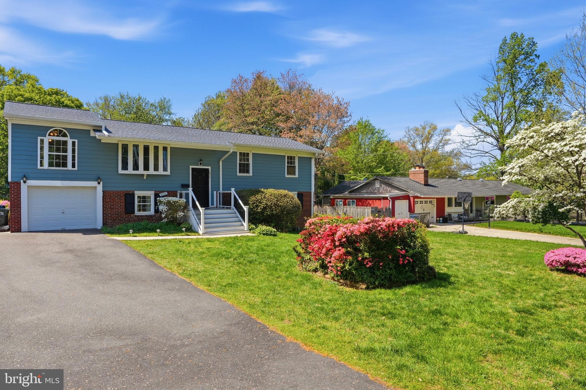 FALLS CHURCH - Residential