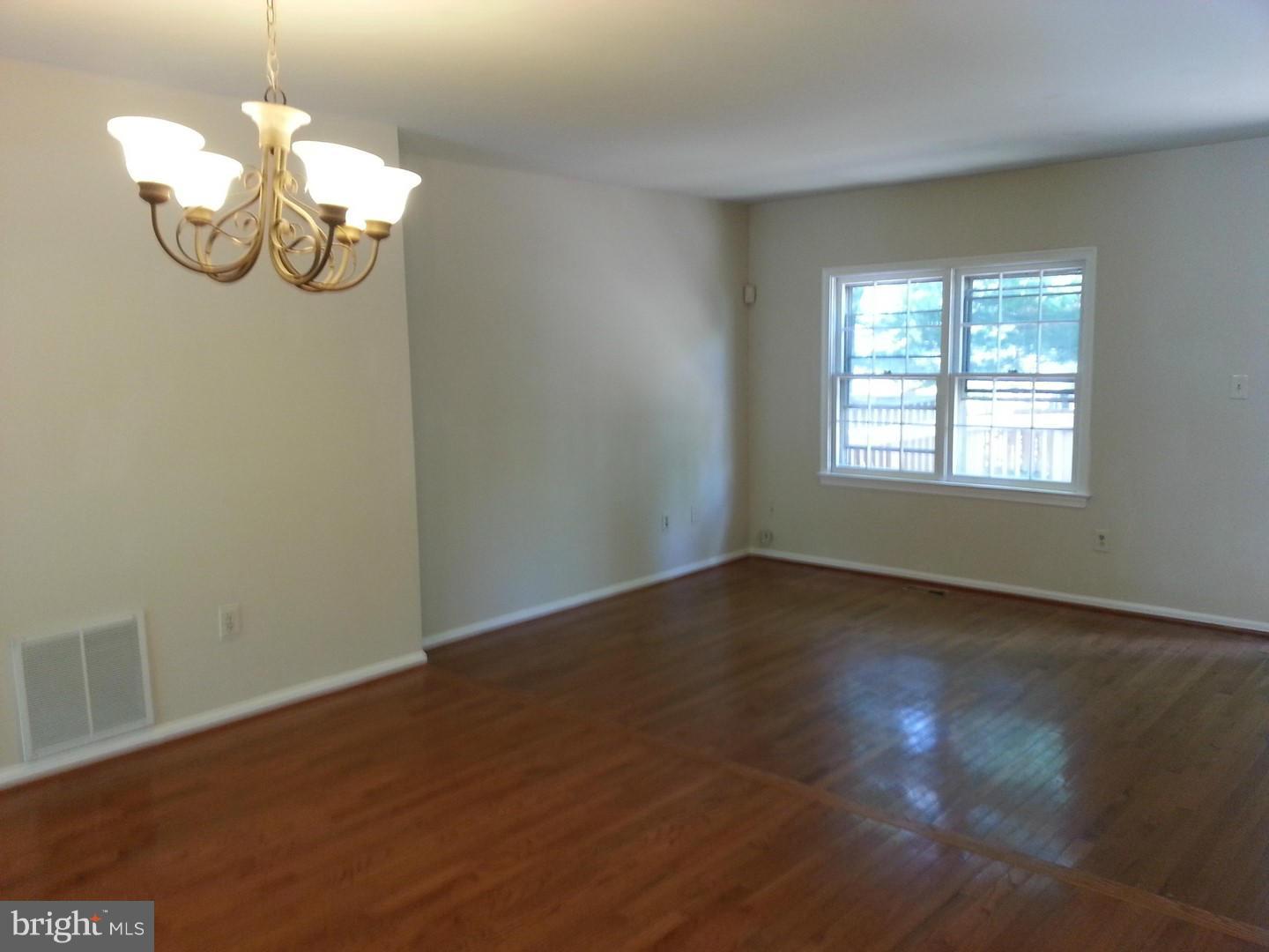 TANGLEWOOD - Residential