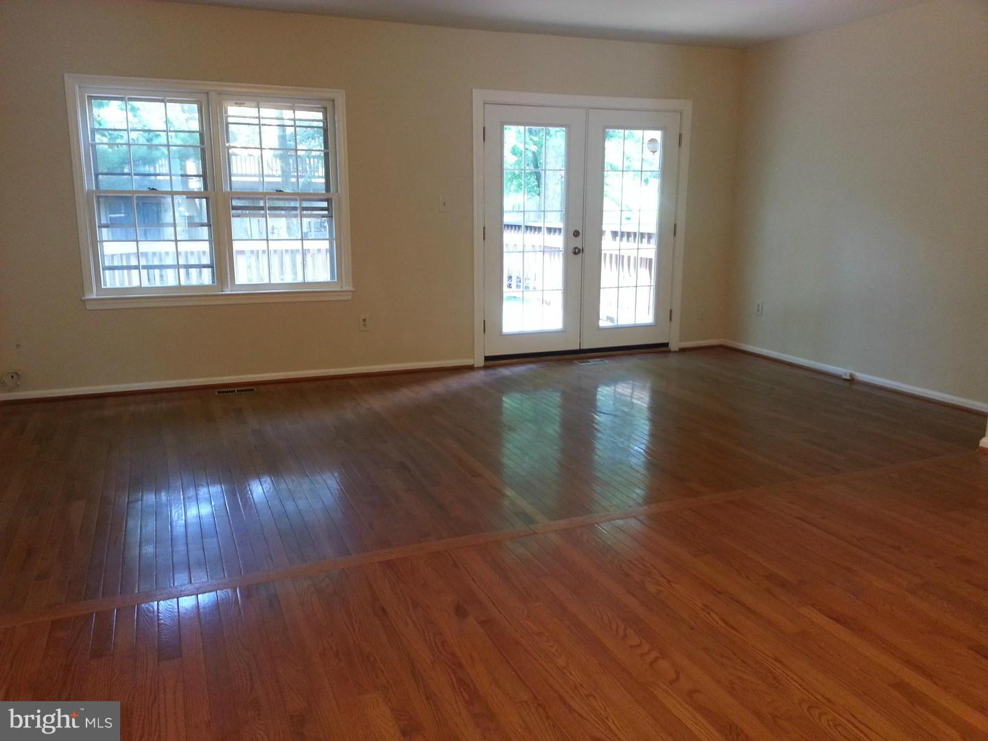 TANGLEWOOD - Residential