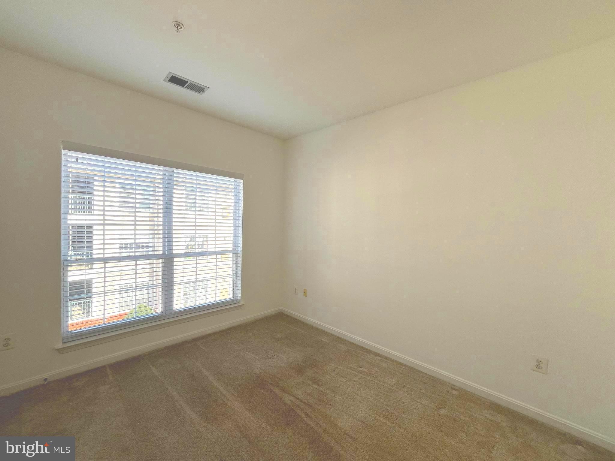 EXCHANGE AT VAN DORN - Residential Lease