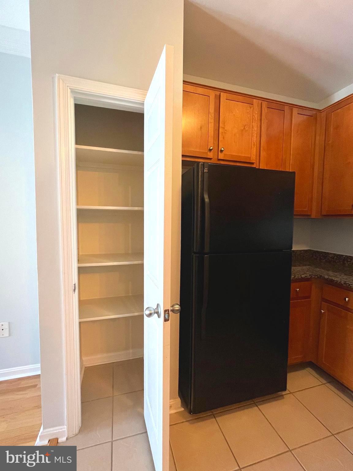 EXCHANGE AT VAN DORN - Residential Lease