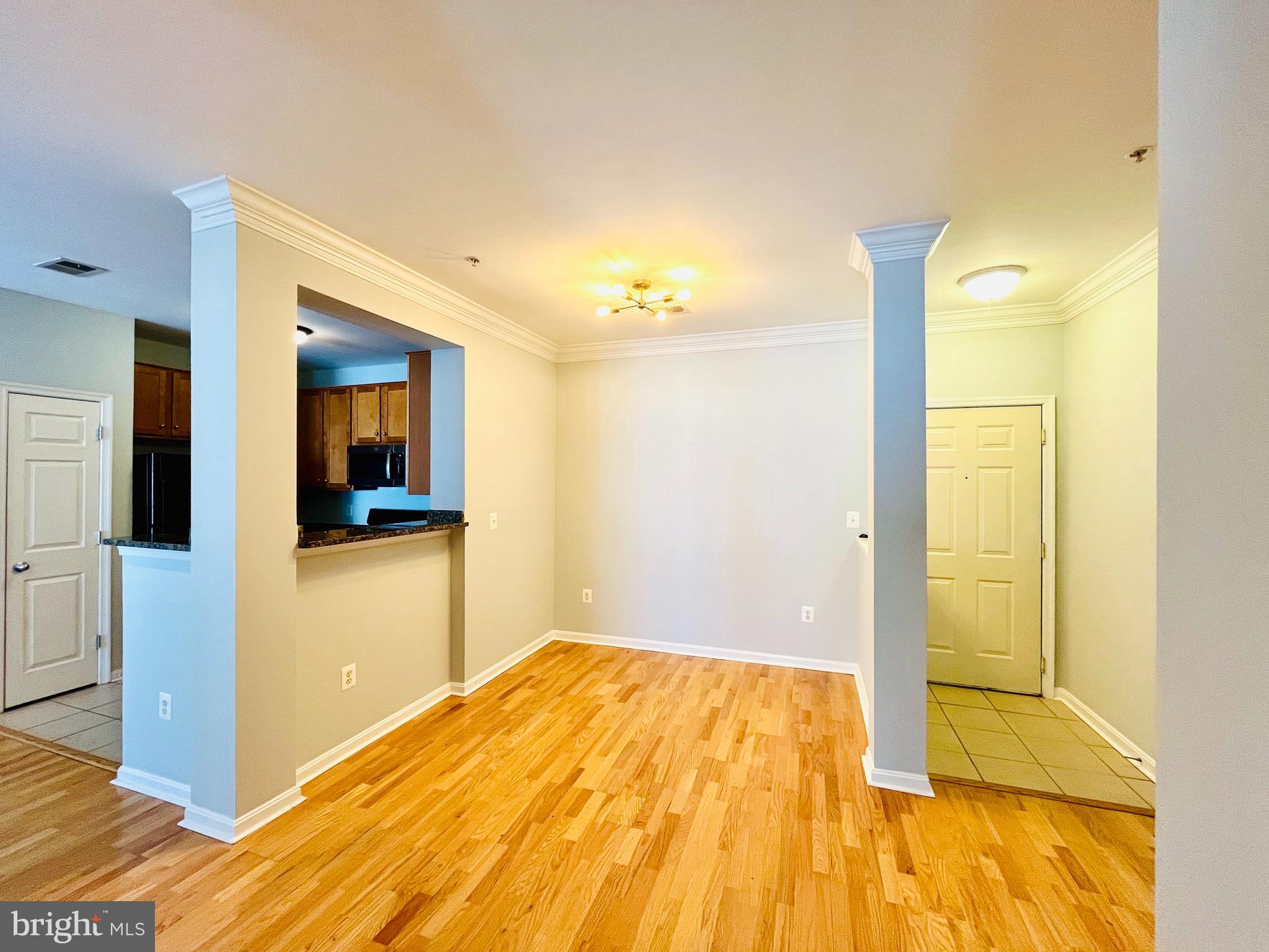 EXCHANGE AT VAN DORN - Residential Lease