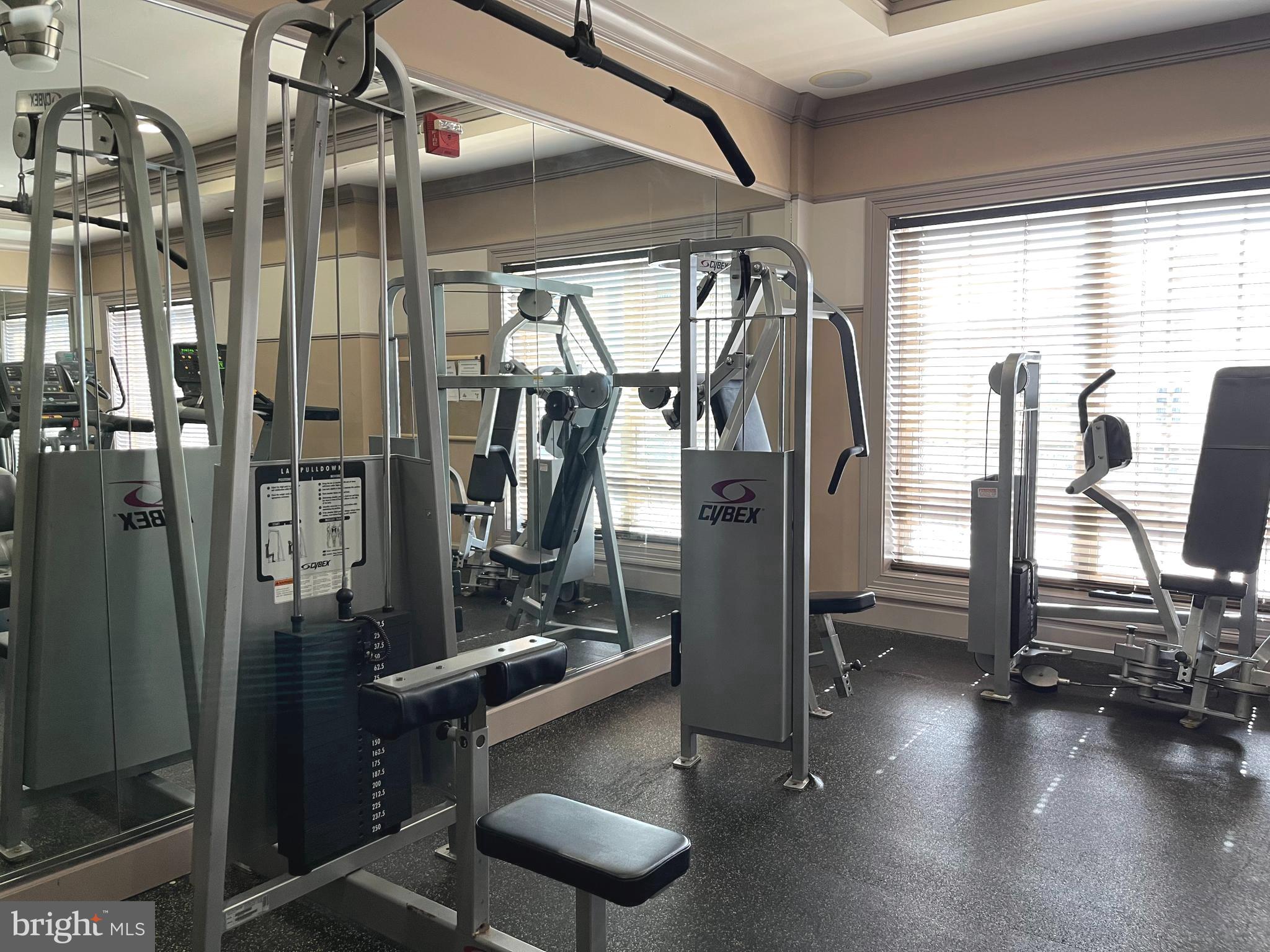 EXCHANGE AT VAN DORN - Residential Lease