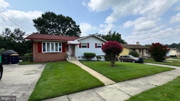 6905 DRYLOG ST, CAPITOL HEIGHTS, MD 20743 - Image 19e1230a06b4142cc61fd2b60f5eecc1/2465574161