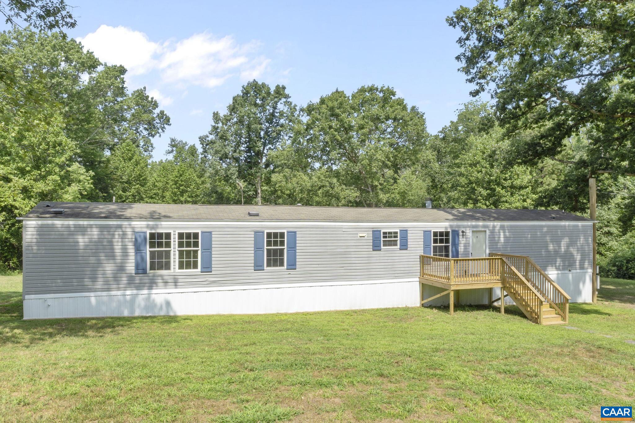 8038&8040 BLENHEIM RD