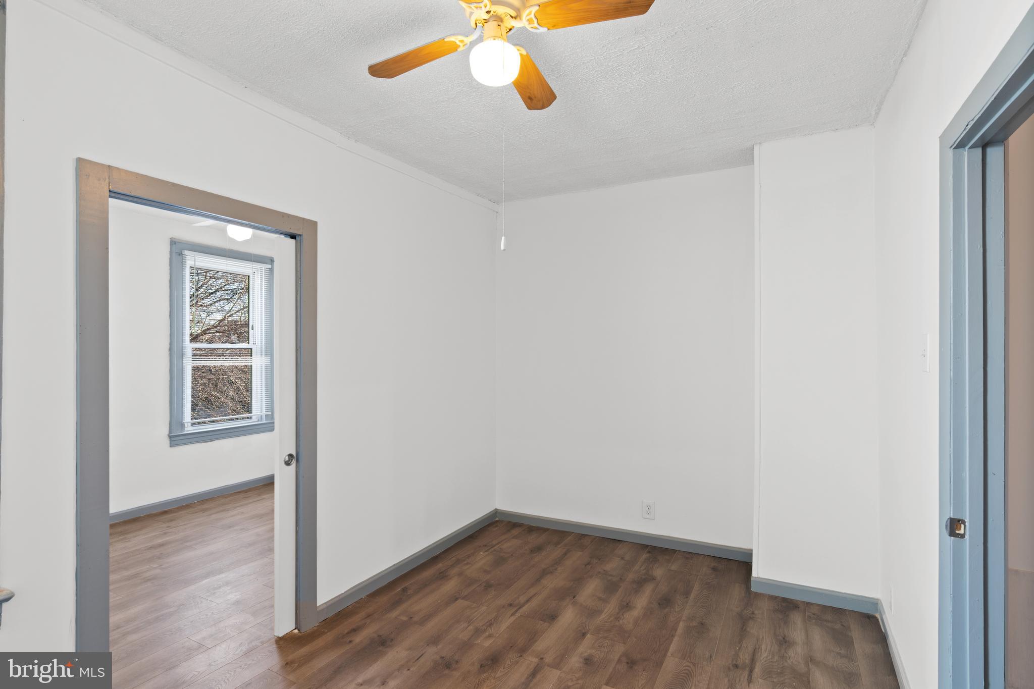 MILL HILL - Residential Lease