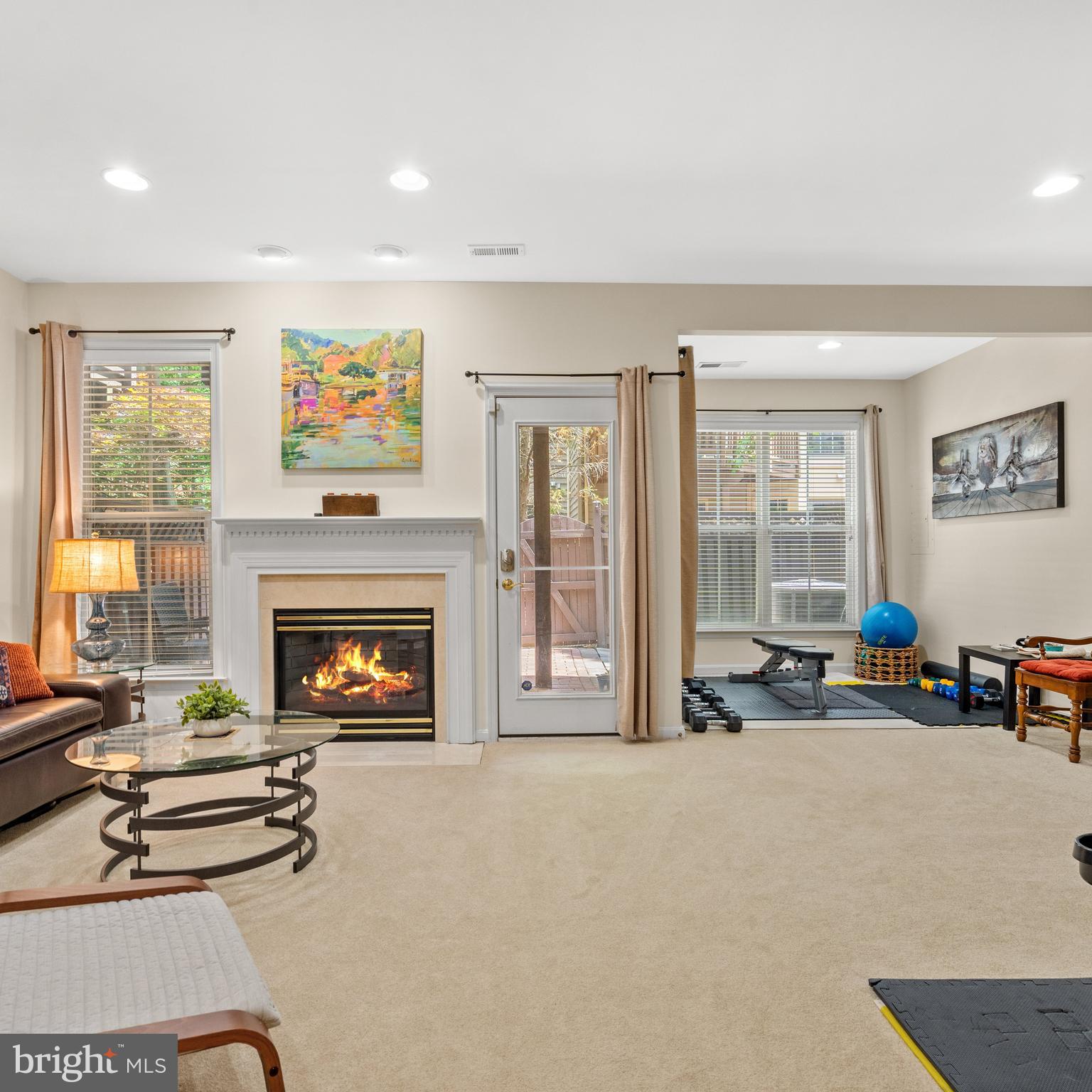 CAMERON STATION - Residential