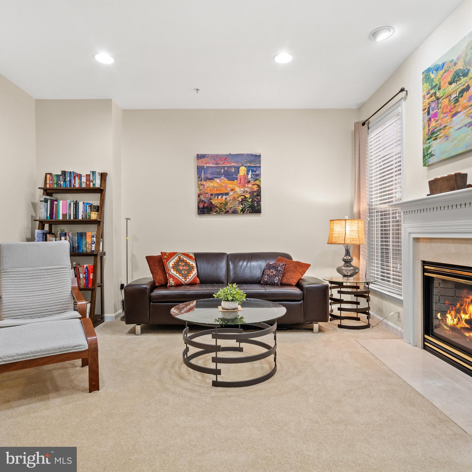 CAMERON STATION - Residential