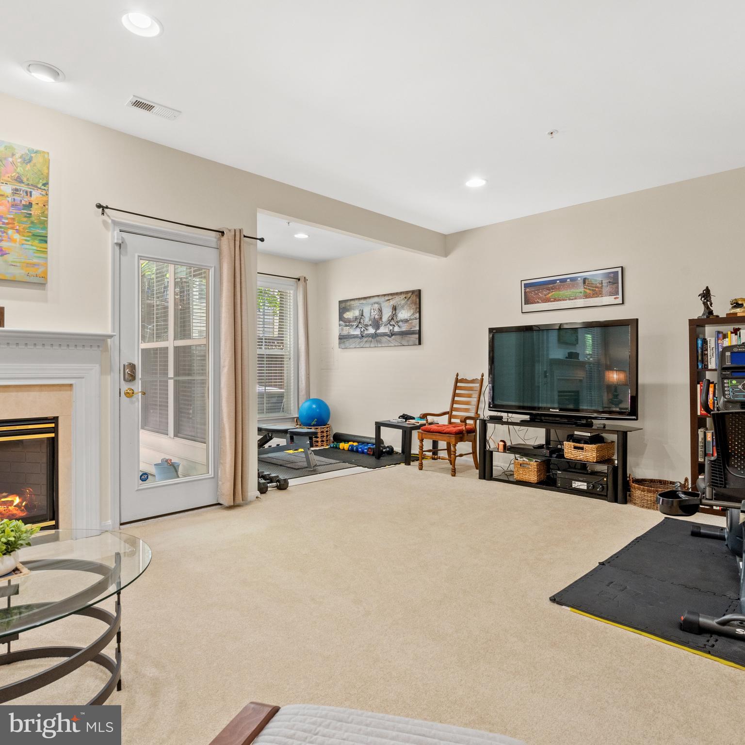 CAMERON STATION - Residential