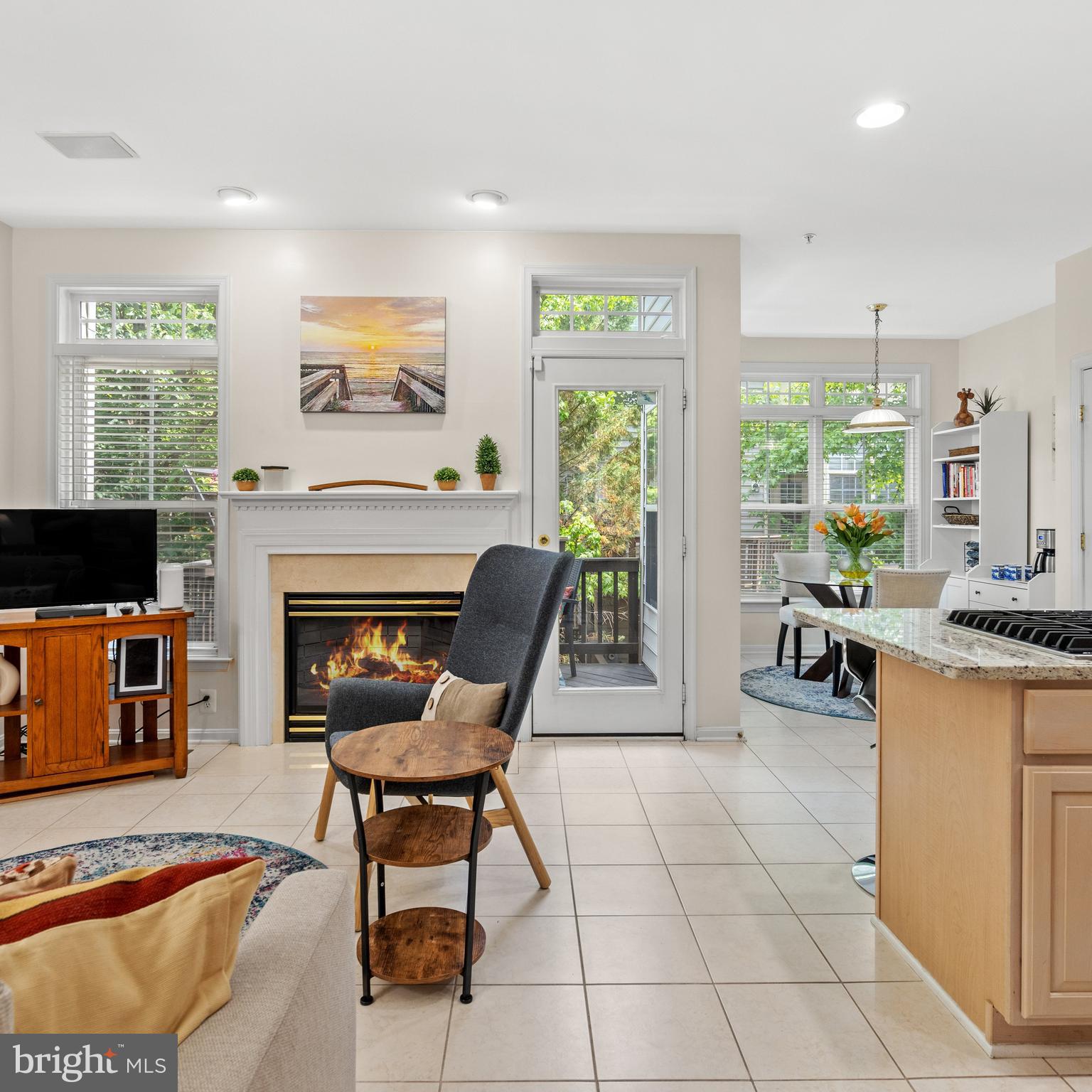 CAMERON STATION - Residential