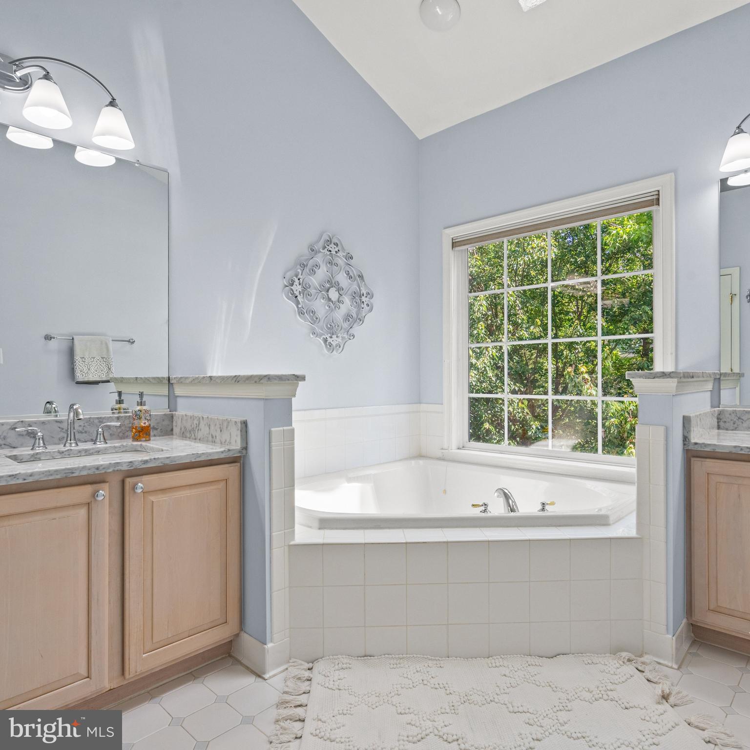 CAMERON STATION - Residential