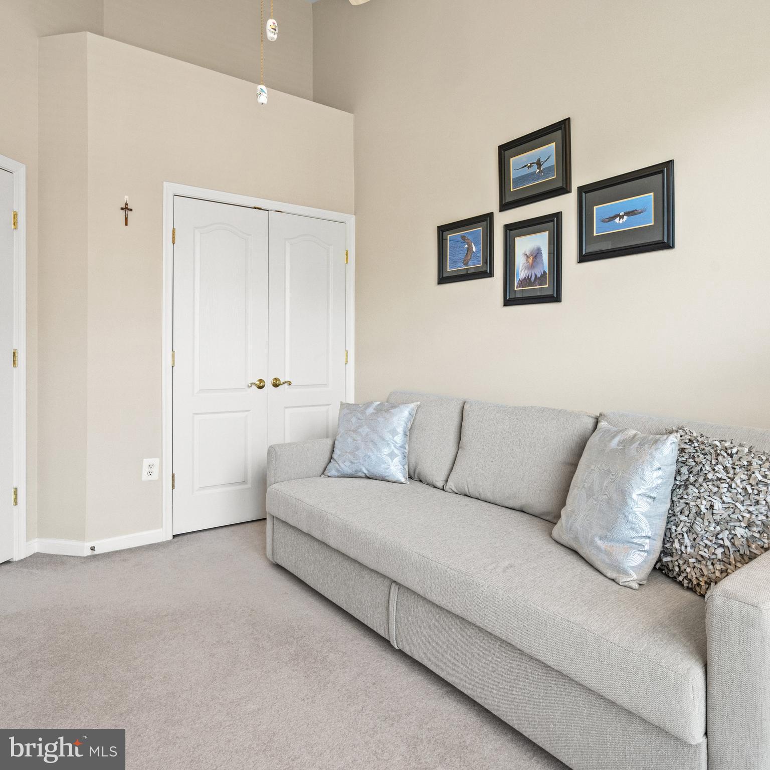 CAMERON STATION - Residential