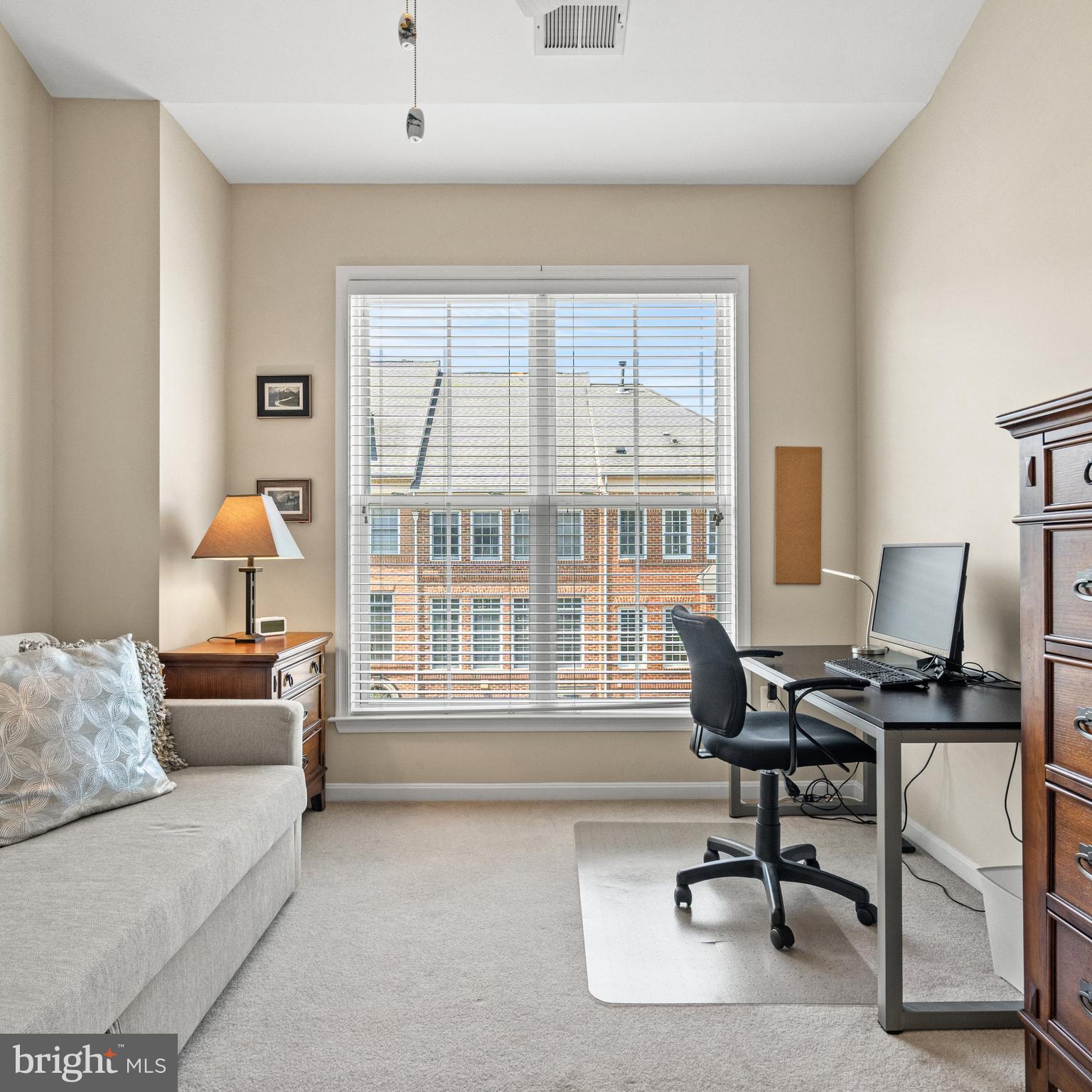 CAMERON STATION - Residential