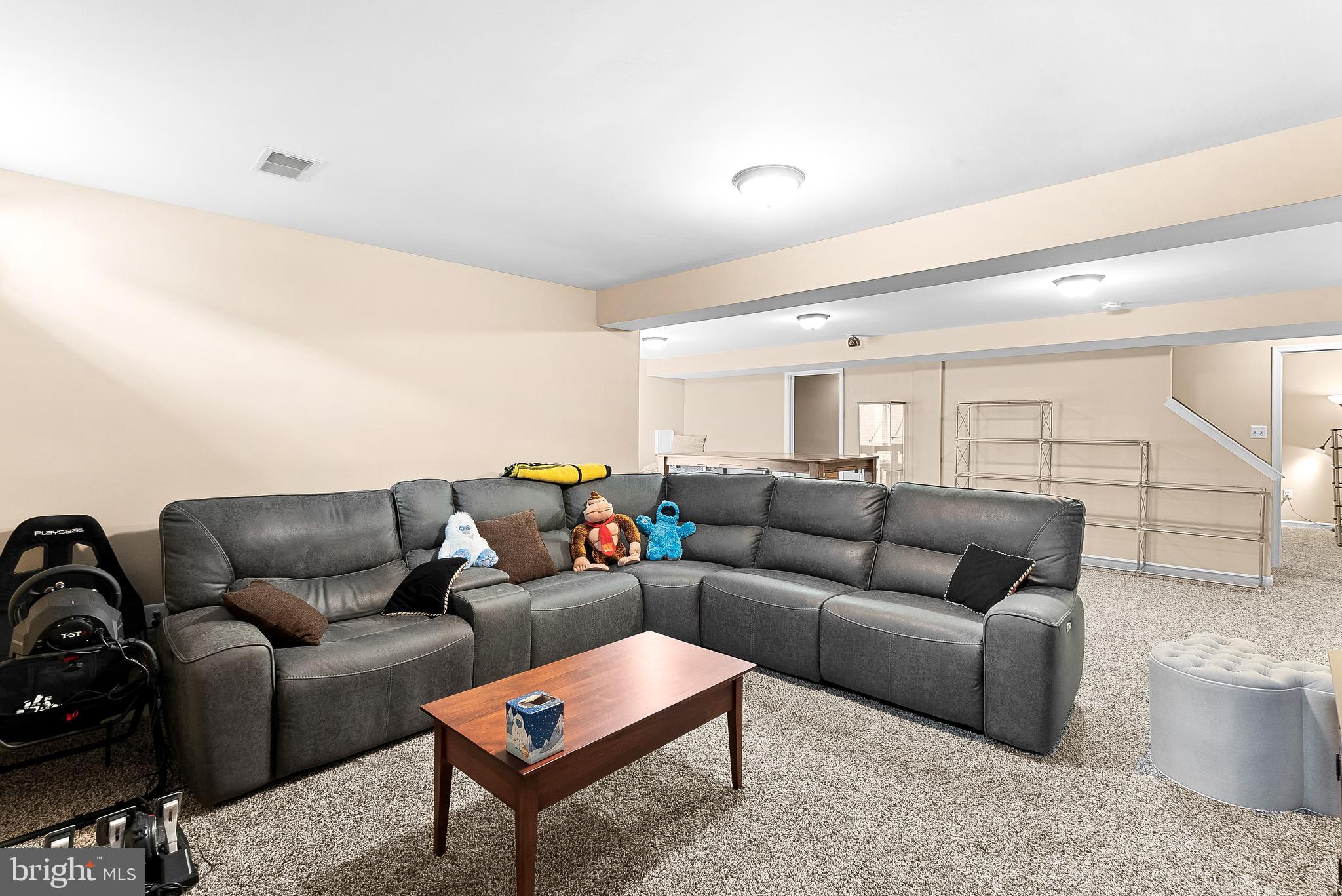 ASHBURN FARM - Residential