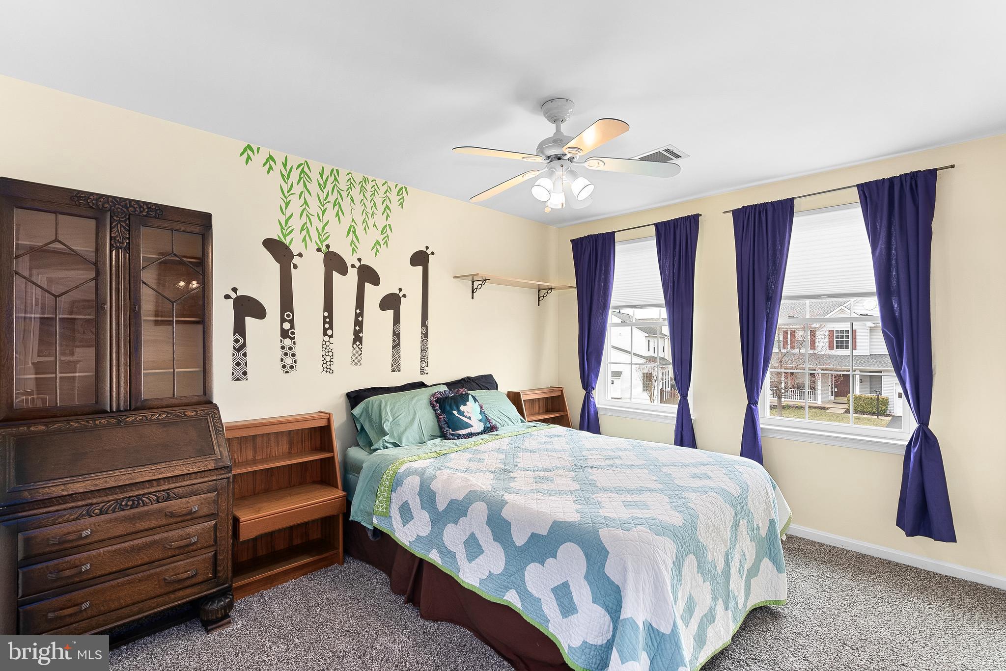 ASHBURN FARM - Residential