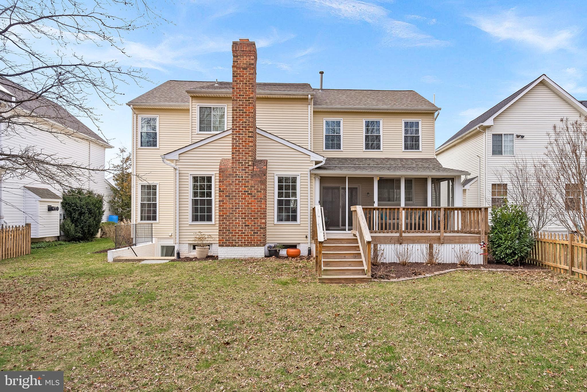 ASHBURN FARM - Residential