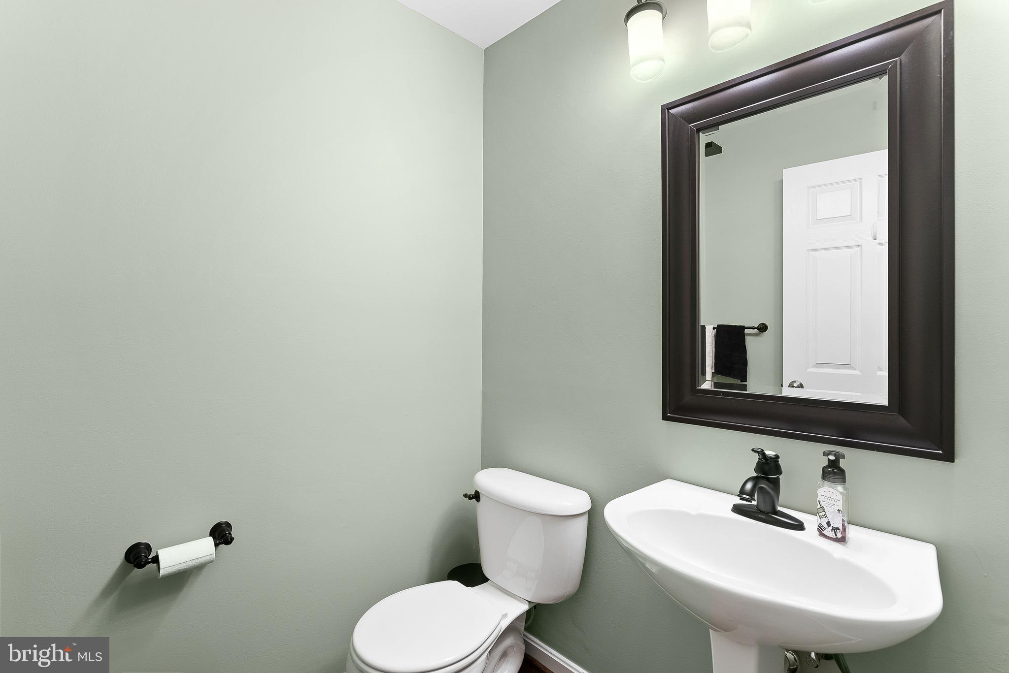 ASHBURN FARM - Residential