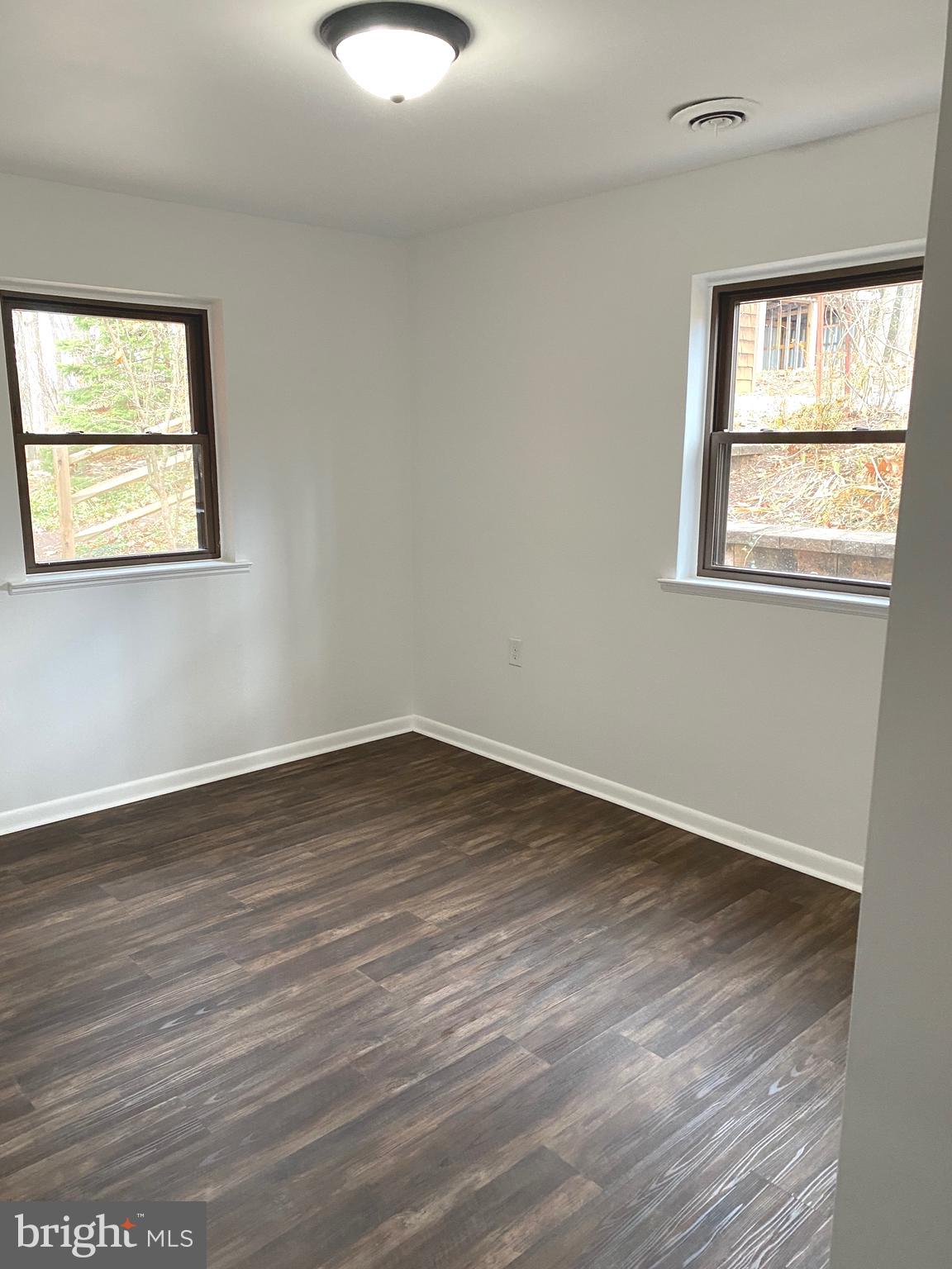 SHANNONDALE - Residential