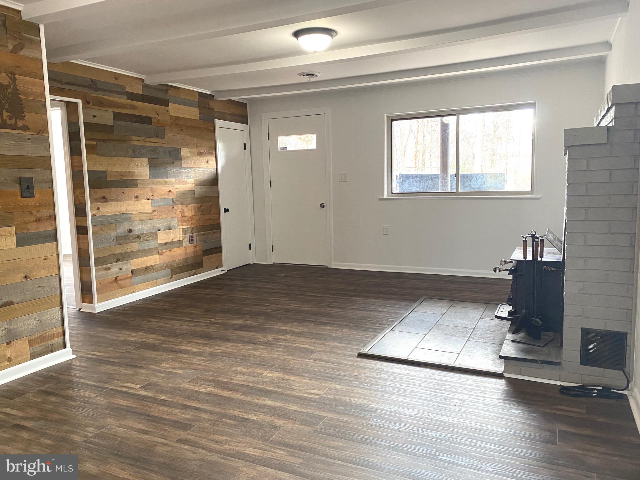 SHANNONDALE - Residential