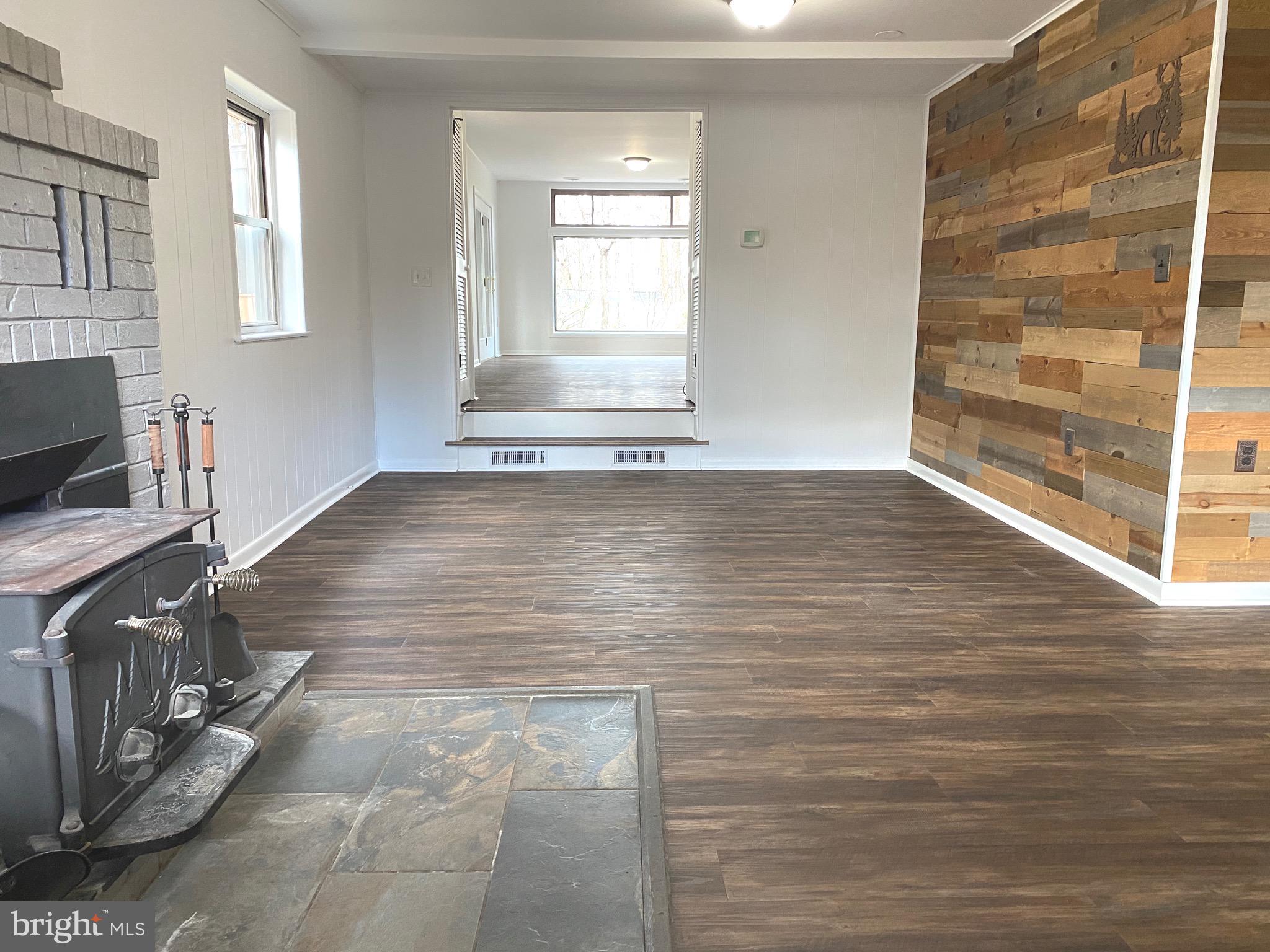 SHANNONDALE - Residential