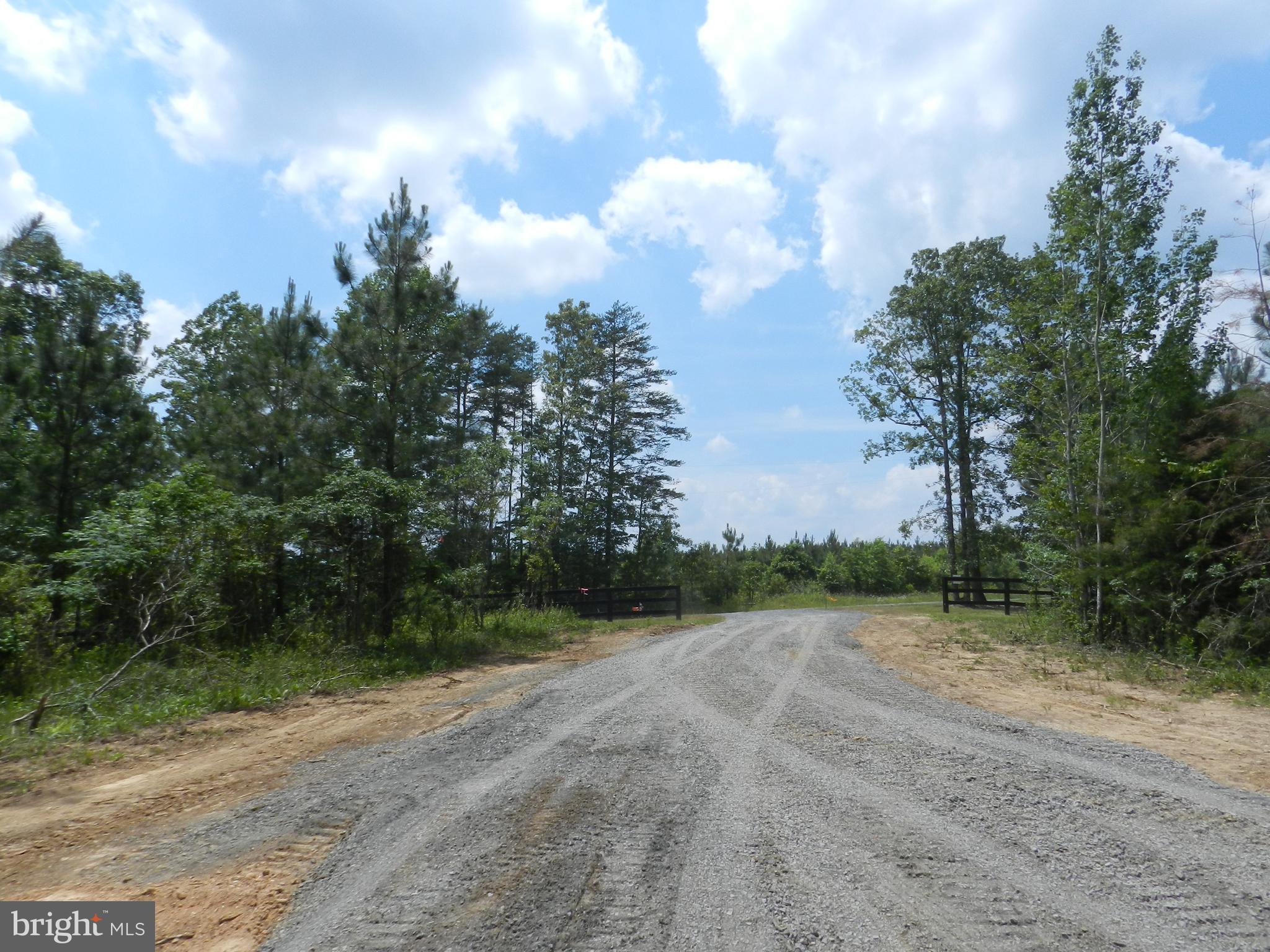 SADDLEBROOK - Residential