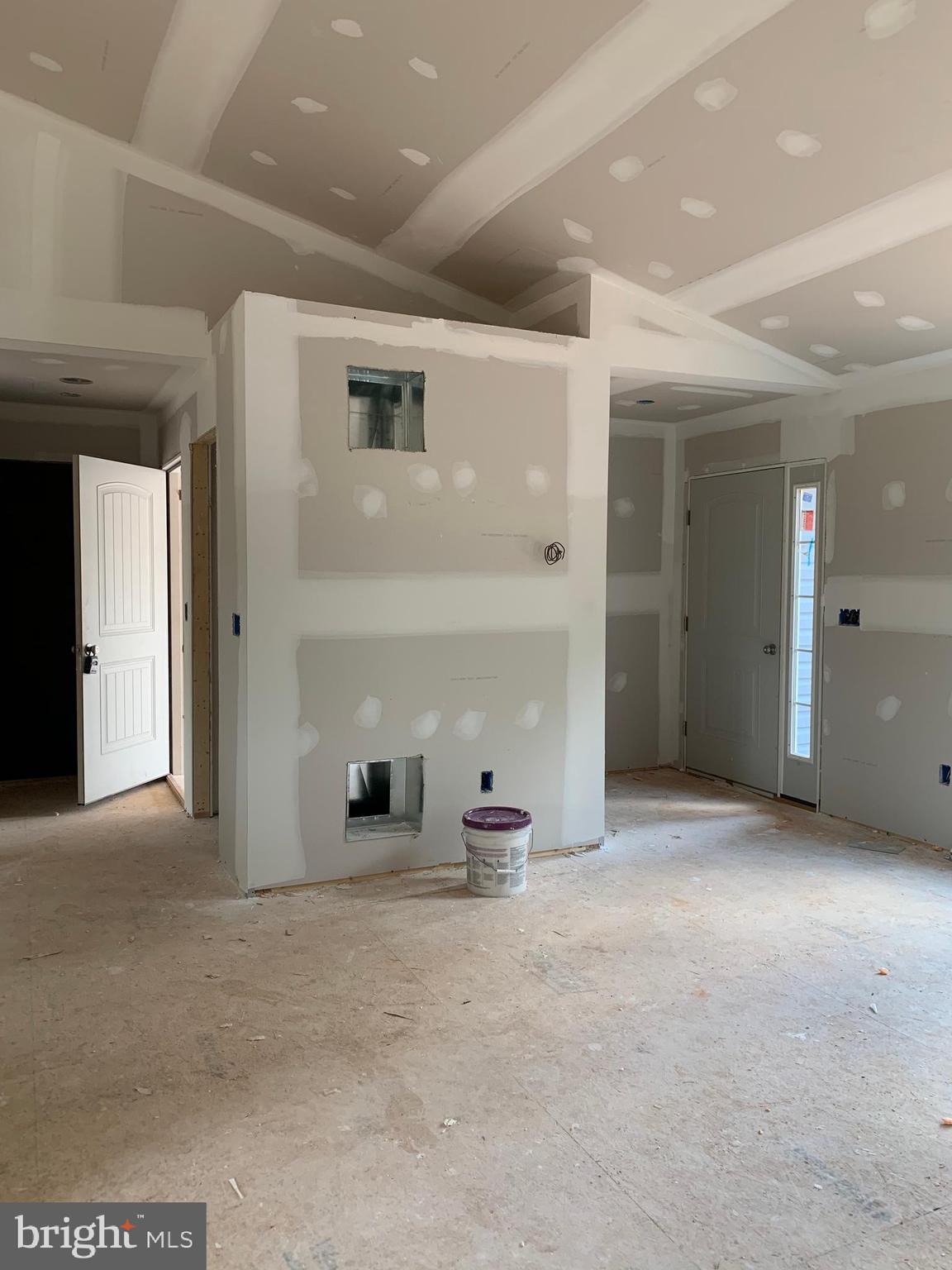 SADDLEBROOK - Residential