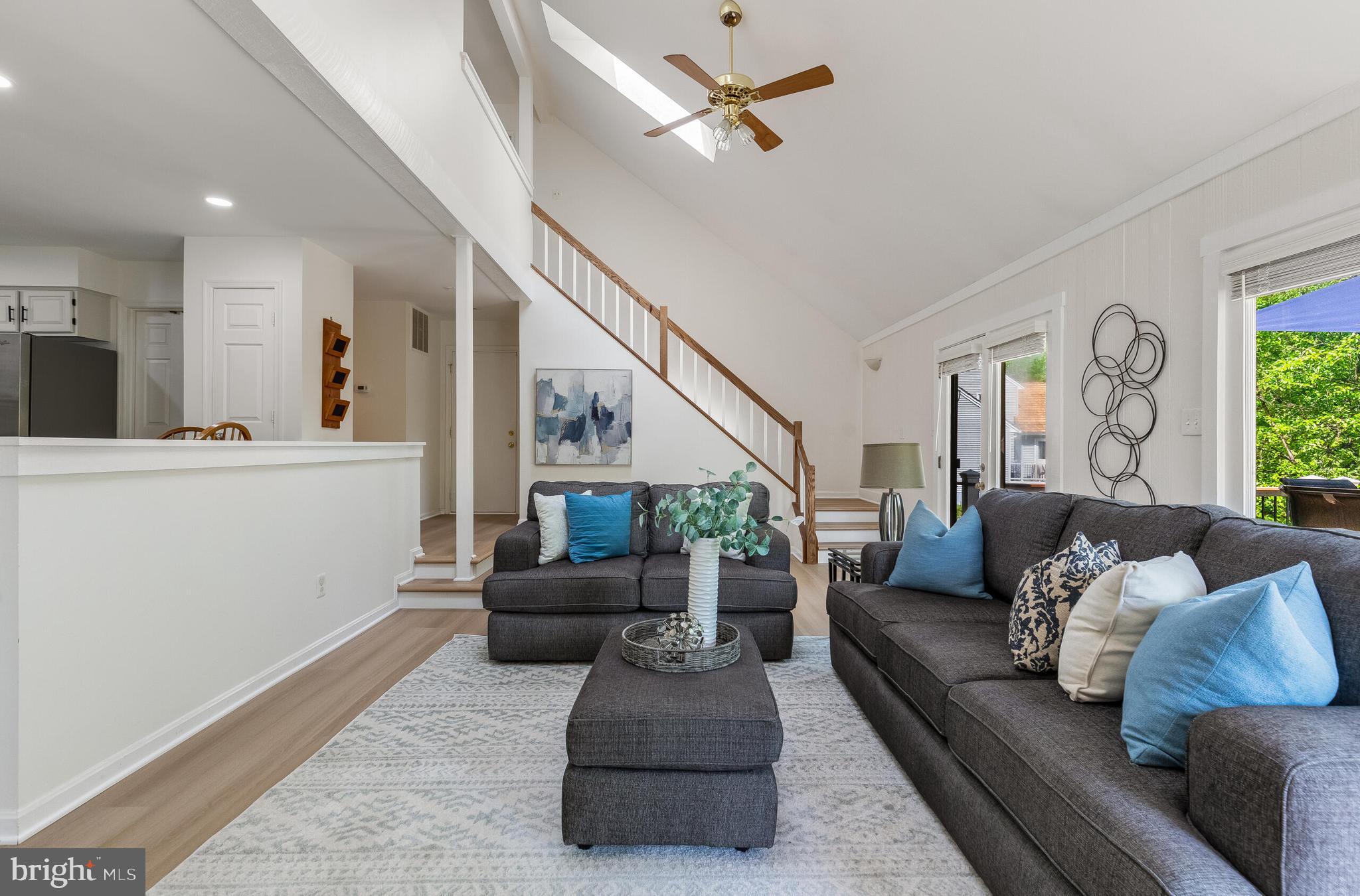 SOUTH RUN OAKS - Residential