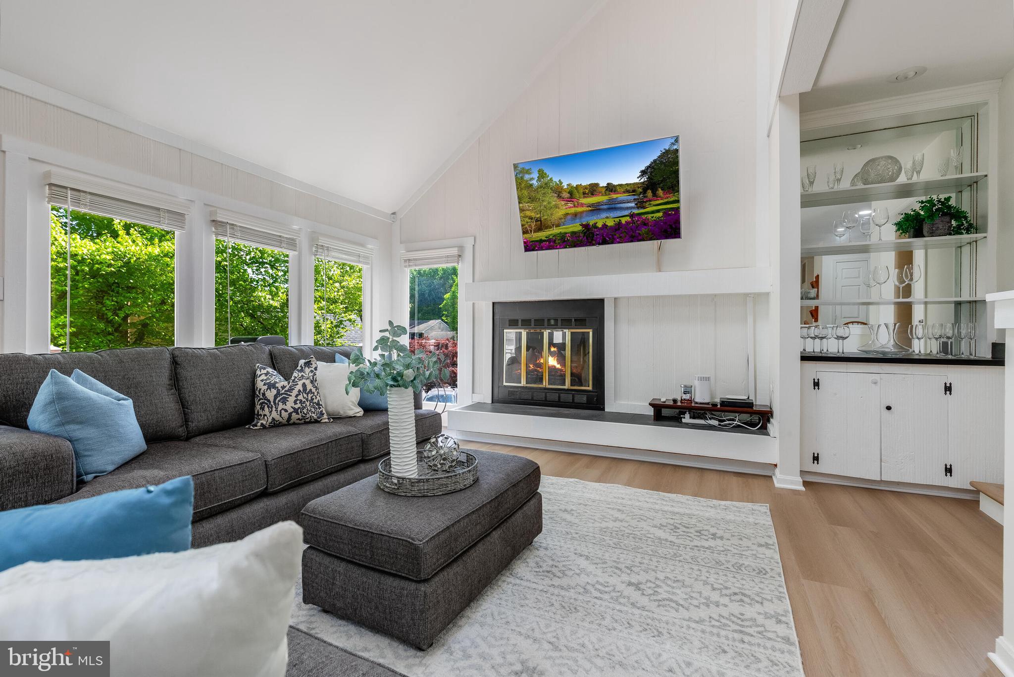 SOUTH RUN OAKS - Residential