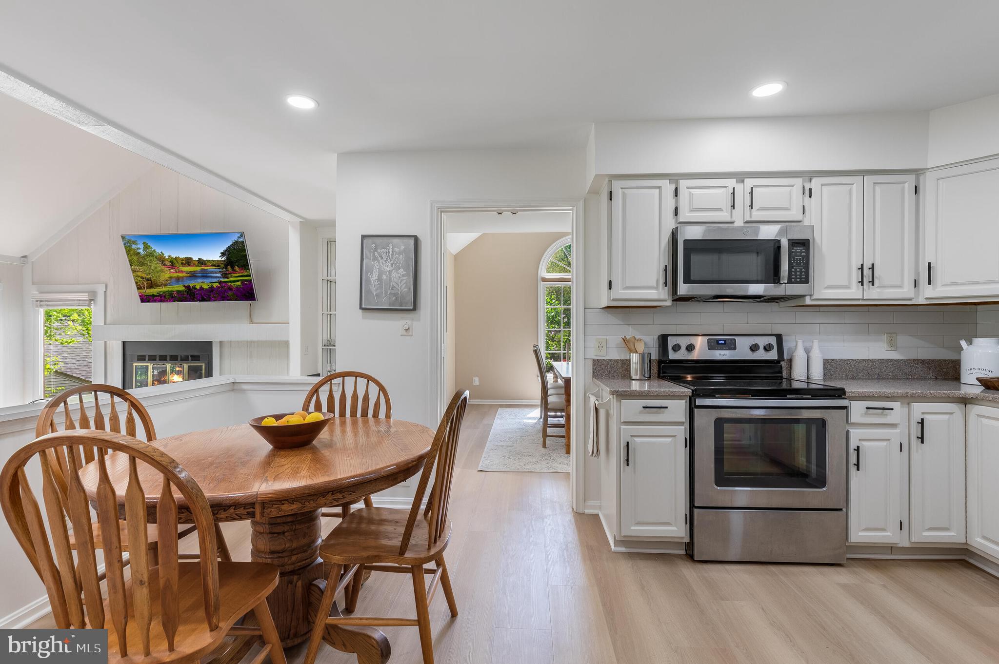 SOUTH RUN OAKS - Residential