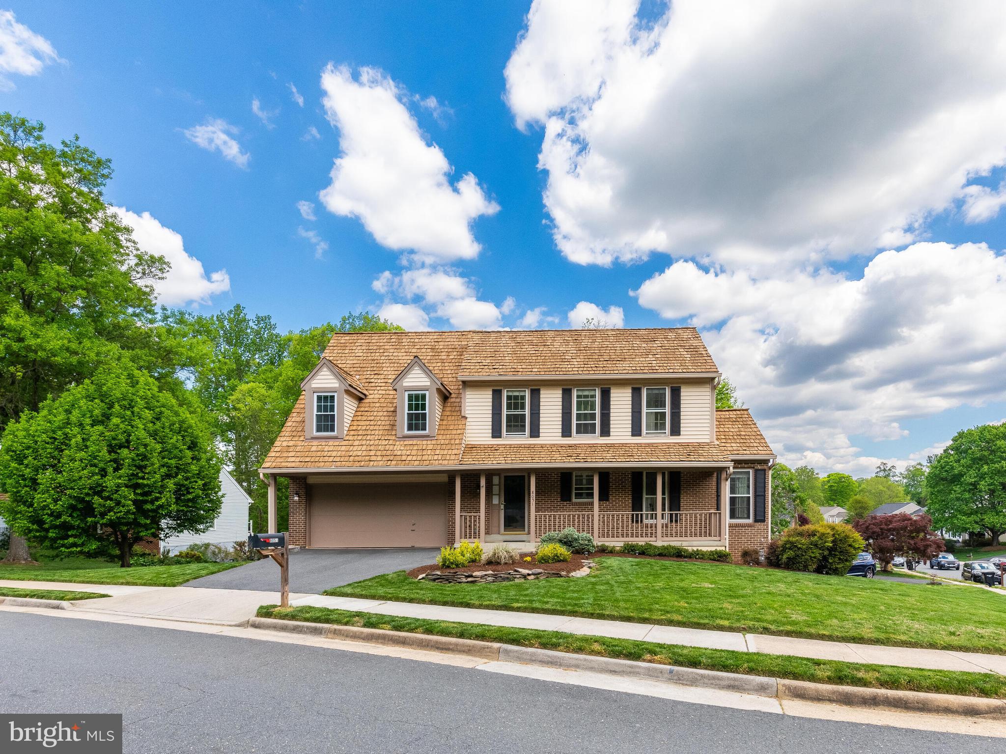 SOUTH RUN OAKS - Residential