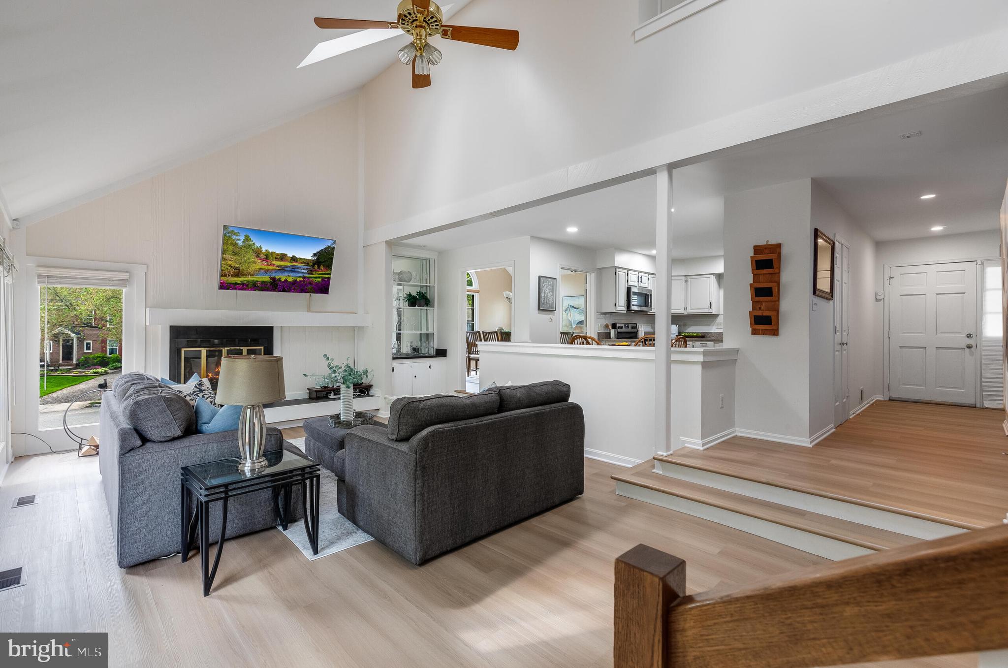 SOUTH RUN OAKS - Residential