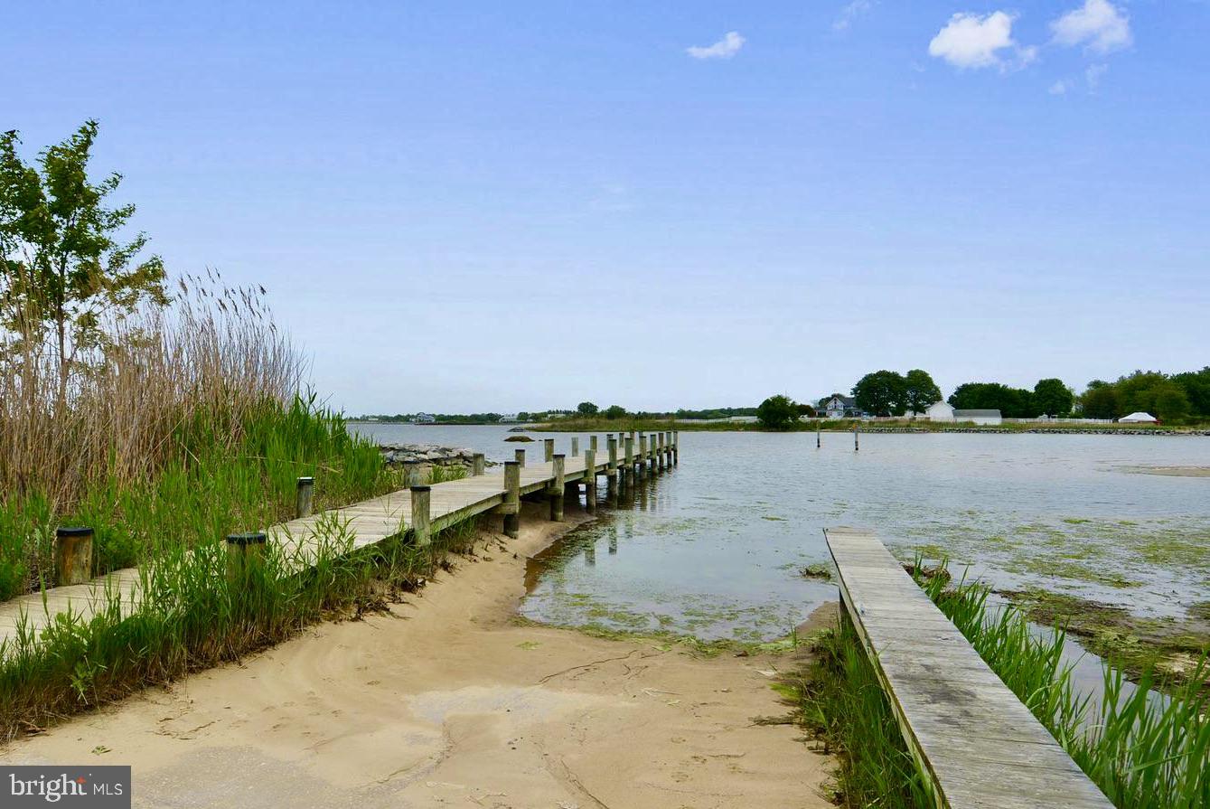 BAY CITY - Residential