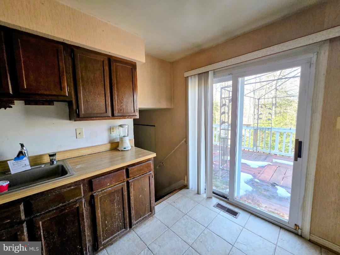 PISCATAWAY ESTATES - Residential