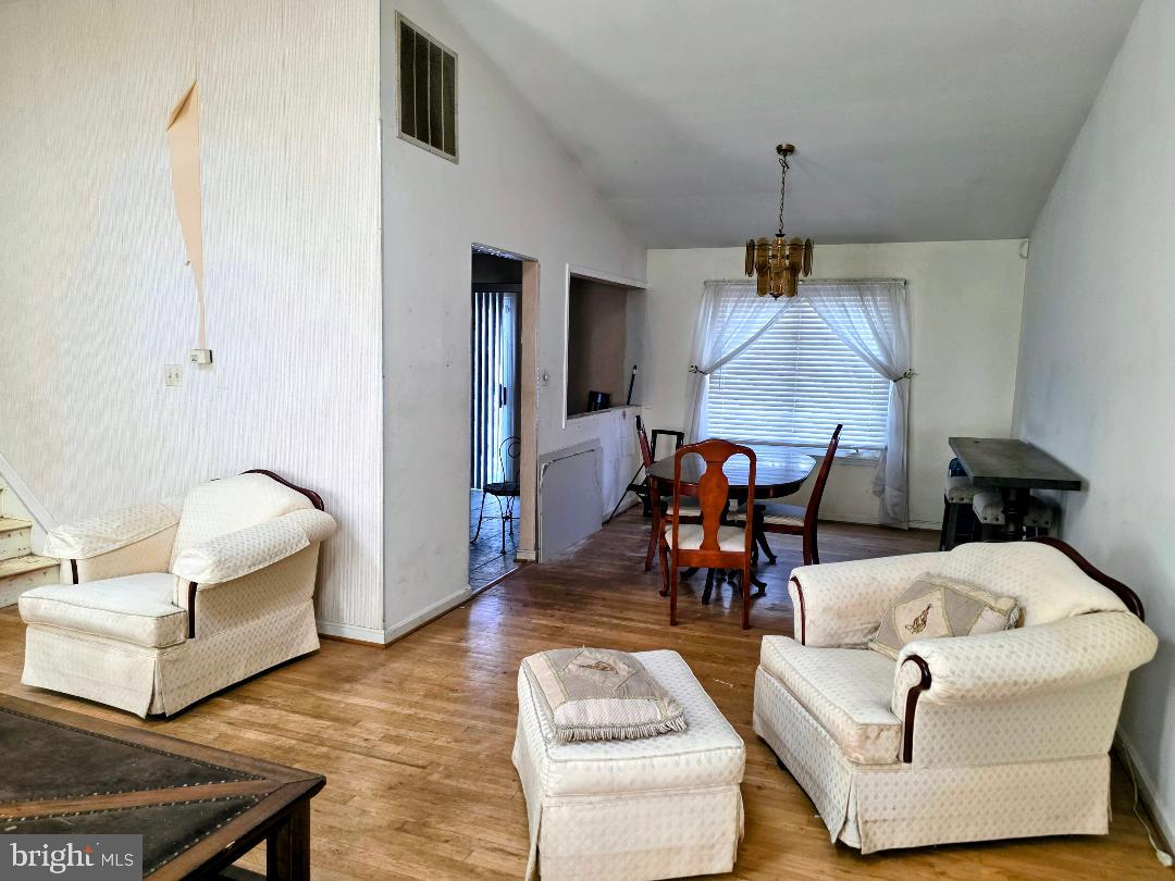 PISCATAWAY ESTATES - Residential