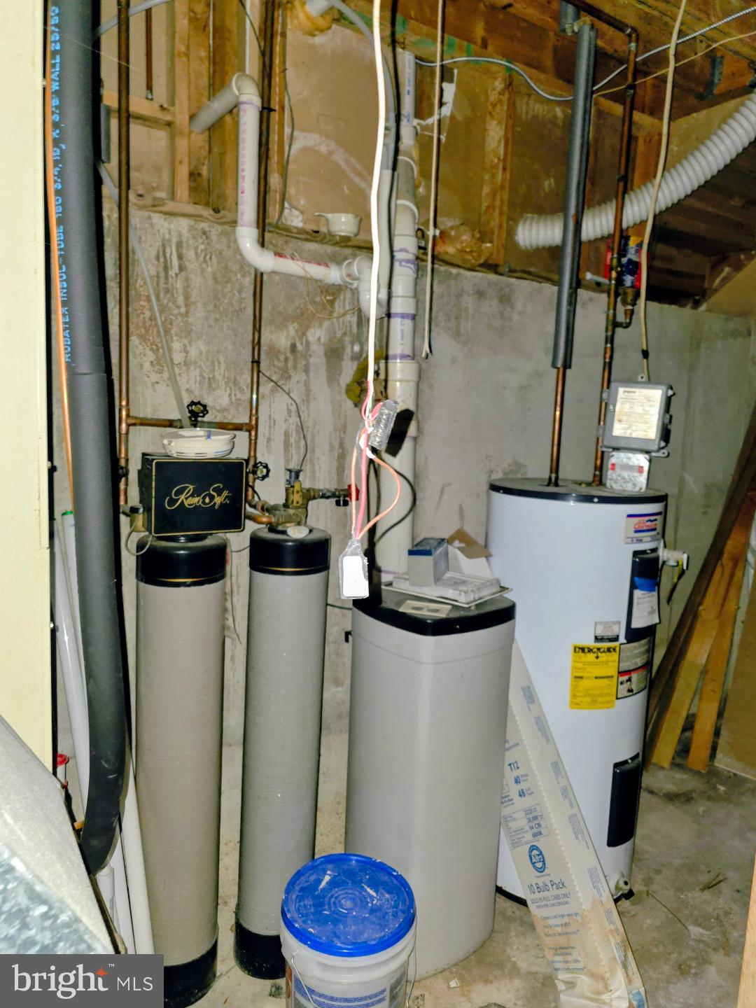 PISCATAWAY ESTATES - Residential