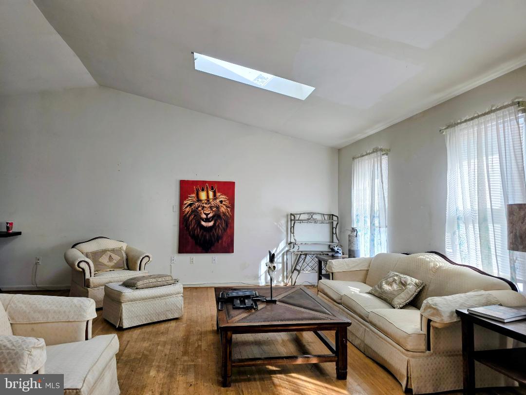 PISCATAWAY ESTATES - Residential