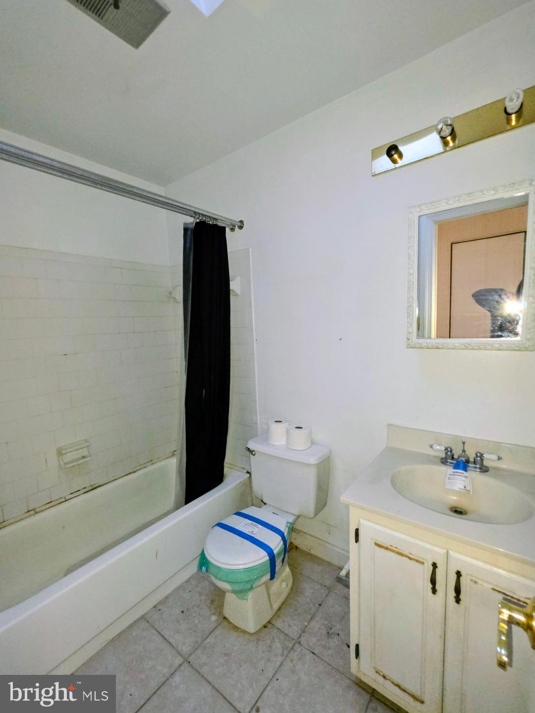 PISCATAWAY ESTATES - Residential