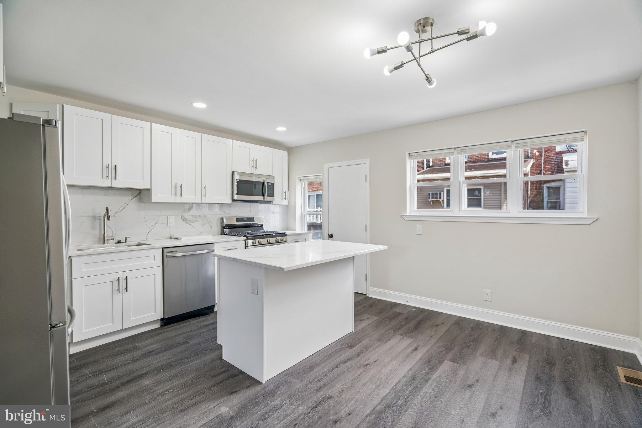 127 WHITELY TERRACE