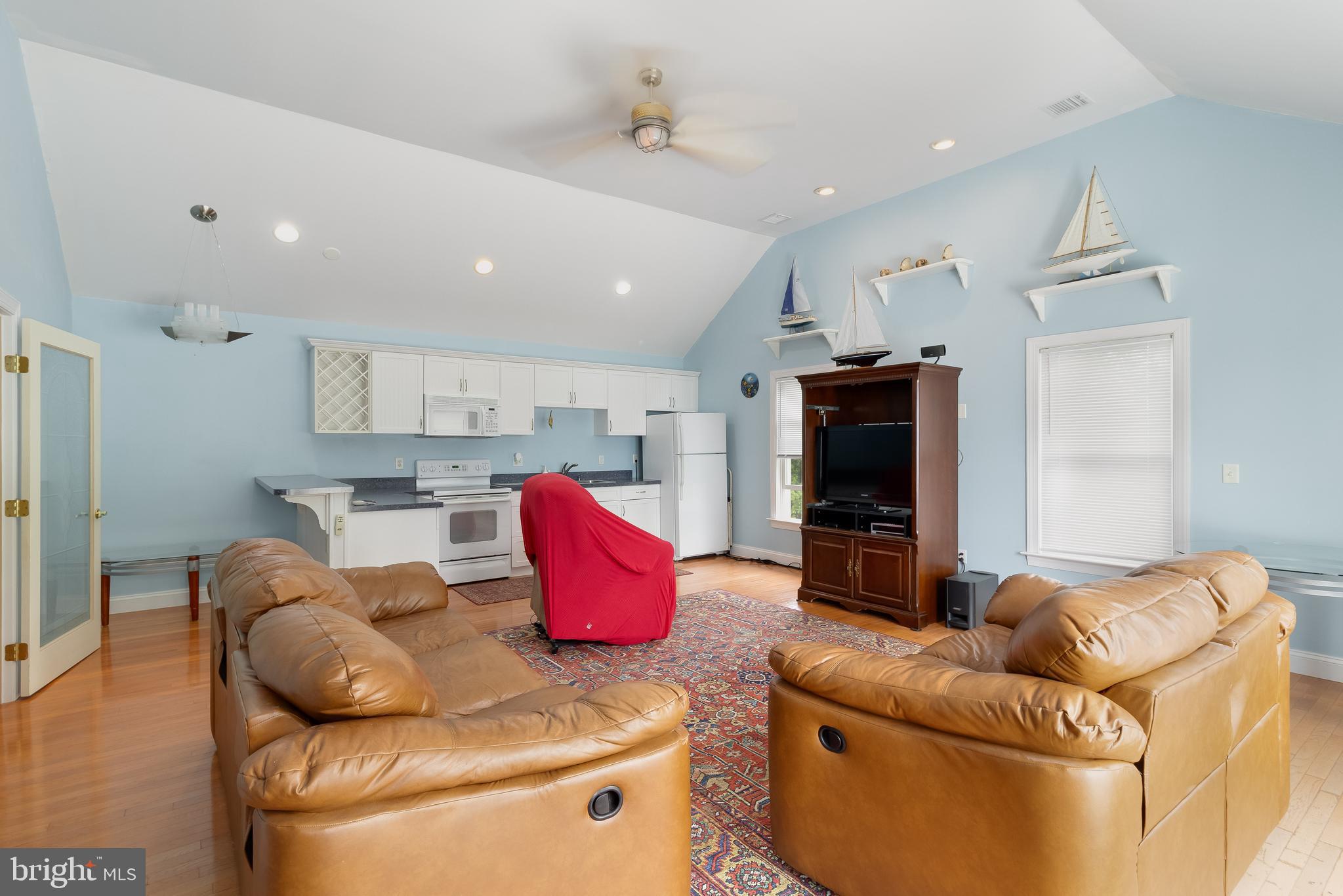 PAW PAW COVE - Residential