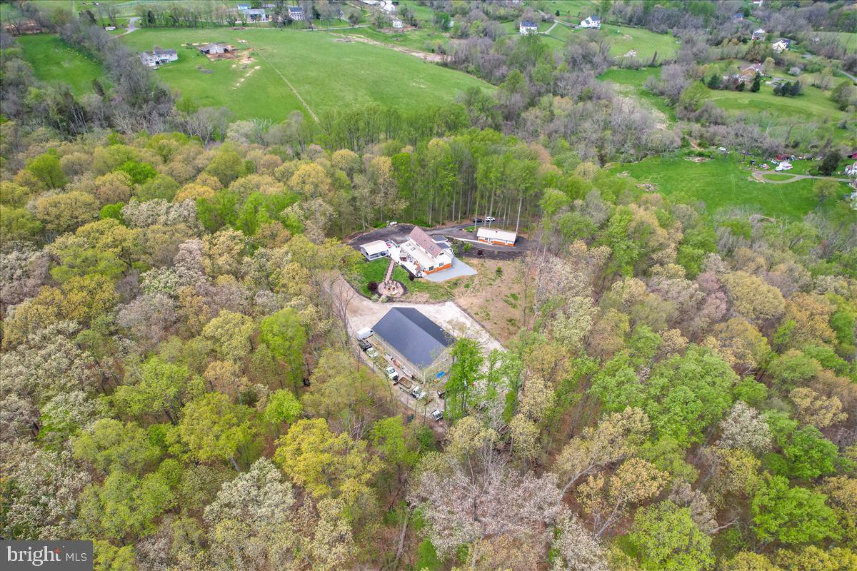 LEESBURG - Residential