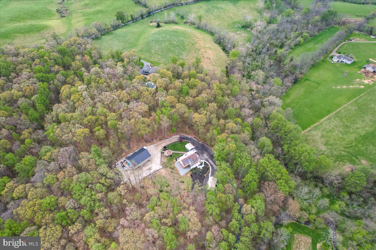 LEESBURG - Residential