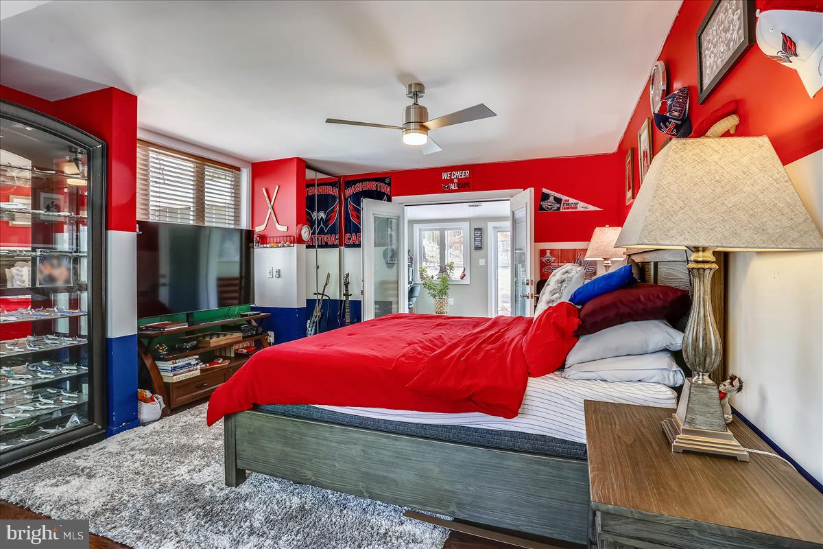 LEESBURG - Residential