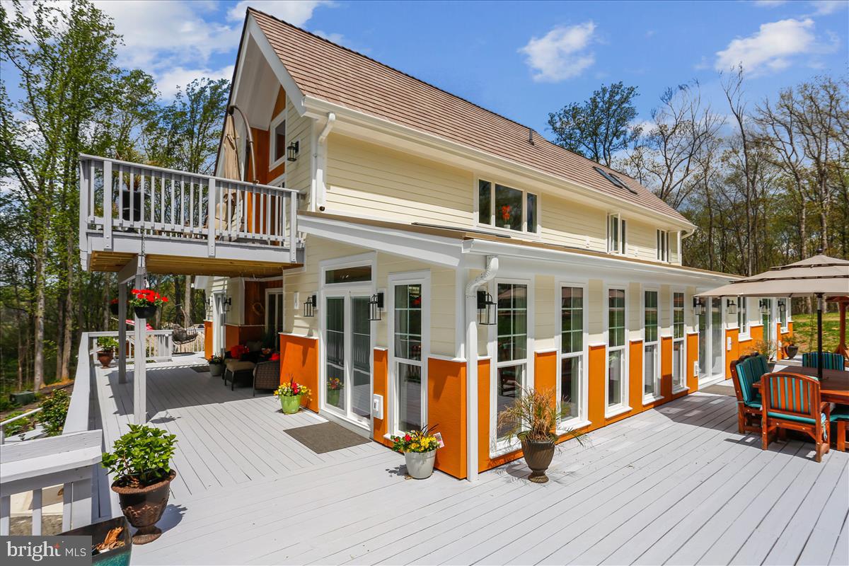 LEESBURG - Residential