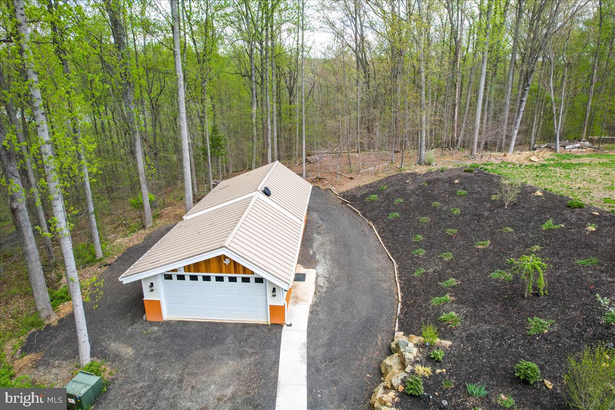 LEESBURG - Residential