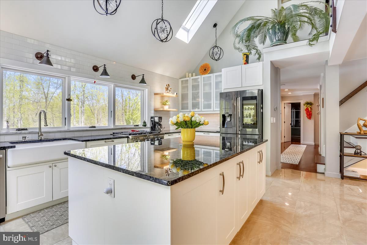 LEESBURG - Residential