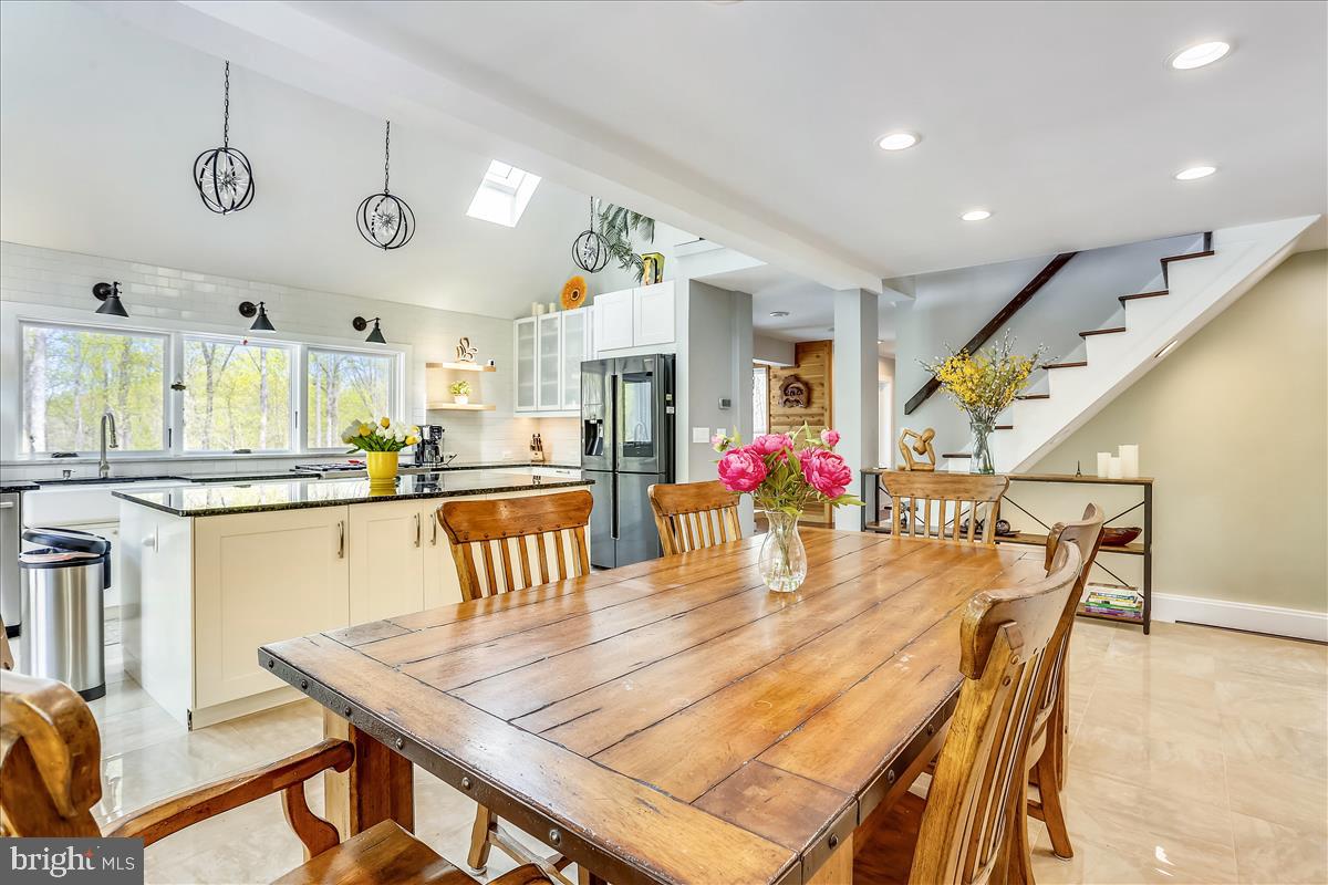 LEESBURG - Residential