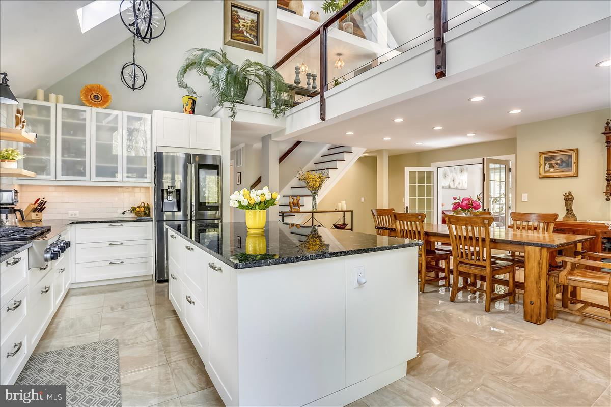 LEESBURG - Residential